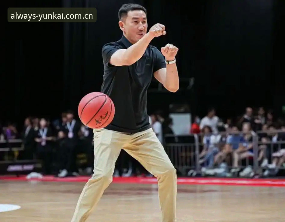 种打开叫云开篮球数据官方下载 老球迷经验分享:李楠接手北京男篮,这笔买卖到底值不值?